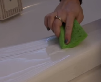 Bathtub Stain Removal Tips